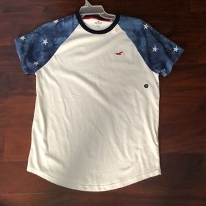 Hollister tee ❤️